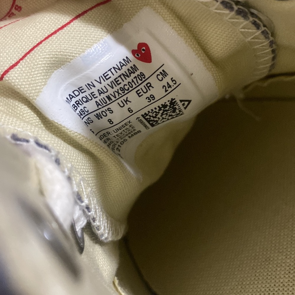 Comme des Garcons Play x Converse Play One Heart  Sneakers Women size 8 Men 6 - Picture 4 of 4